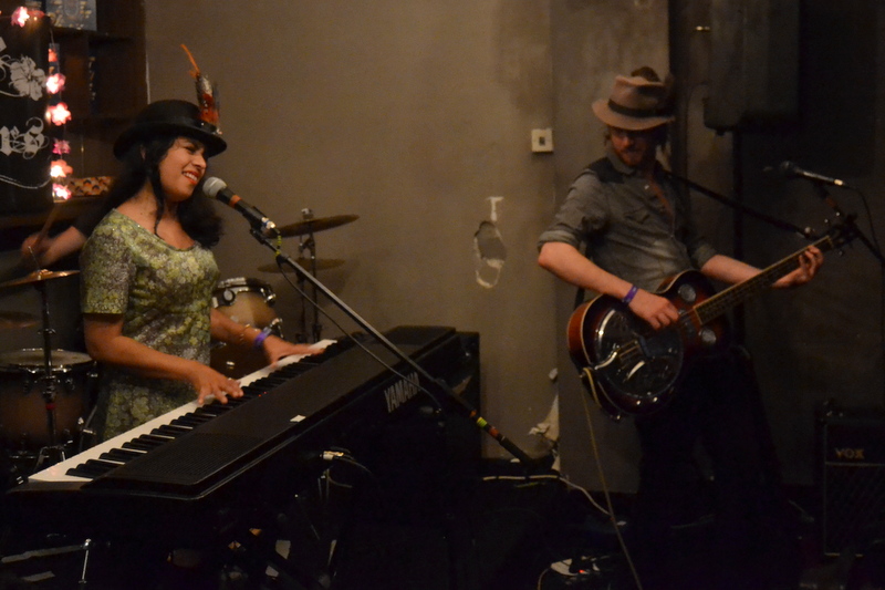 Simonne & the Dark Stars @ Youbloom