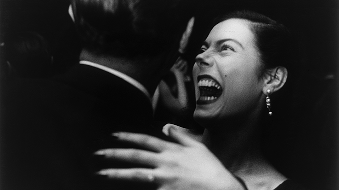 thmb_The-Threepenny-Opera-image-B)-The-Estate-of-Garry-Winogrand-and-courtesy-Fraenkel-Gallery,-San-Francisco-copy