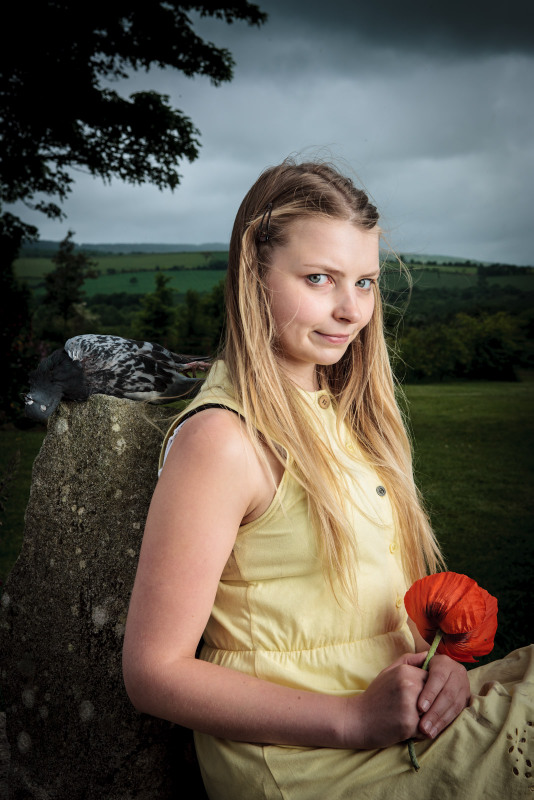 Genevieve Hulme-Beaman in her one-woman show, 'Pondling'