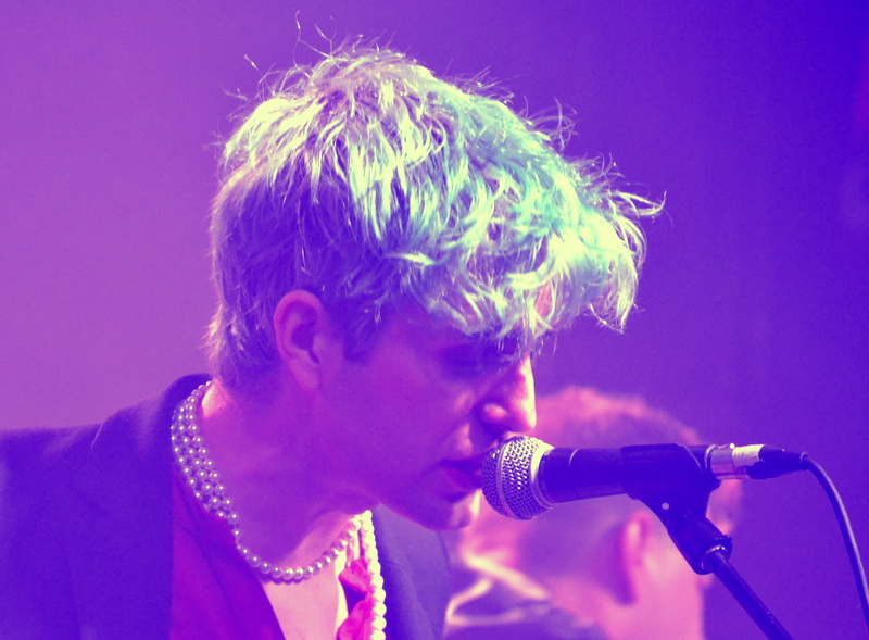 Ezra Furman sings - Dublin Academy