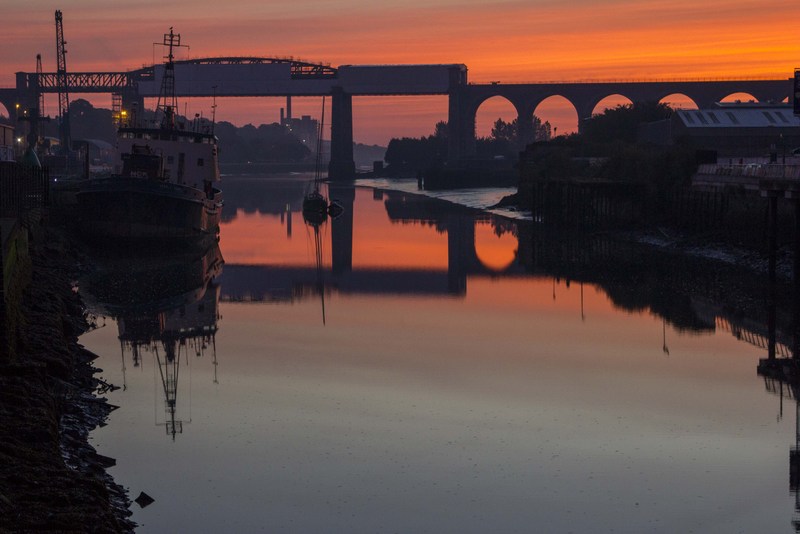 Sunset-Landscape-of-Drogheda-Viaduct-Boyne-Ship-Tide