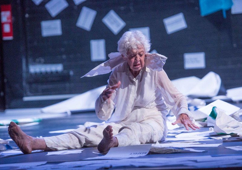 lear_27_photos-by-patrick-moore-1