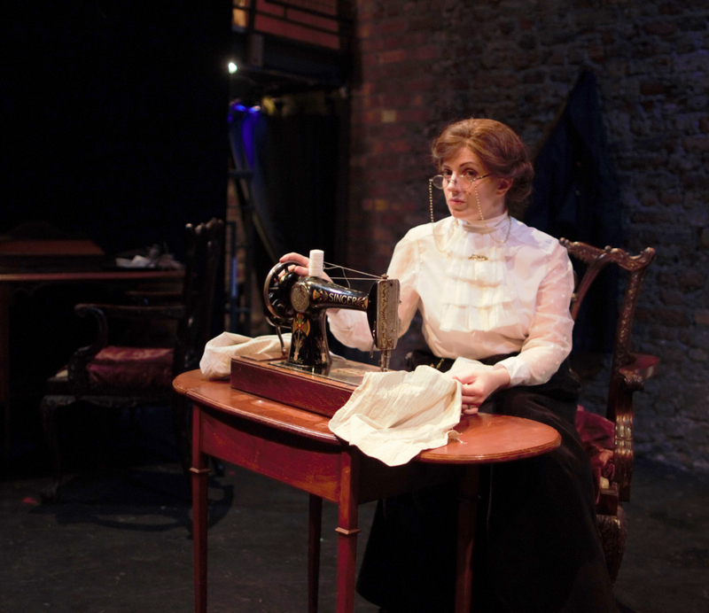 sharon-sexton-a-fit-wife-for-a-revolutionary-004