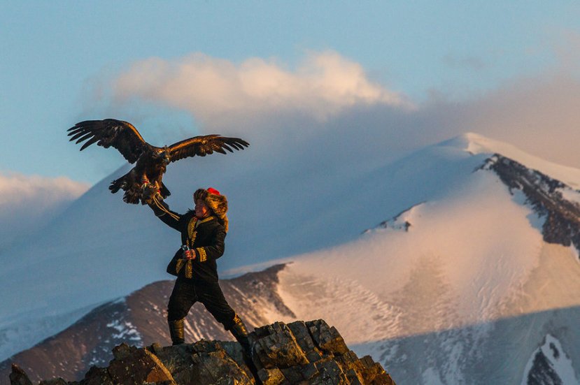 eagle-huntress