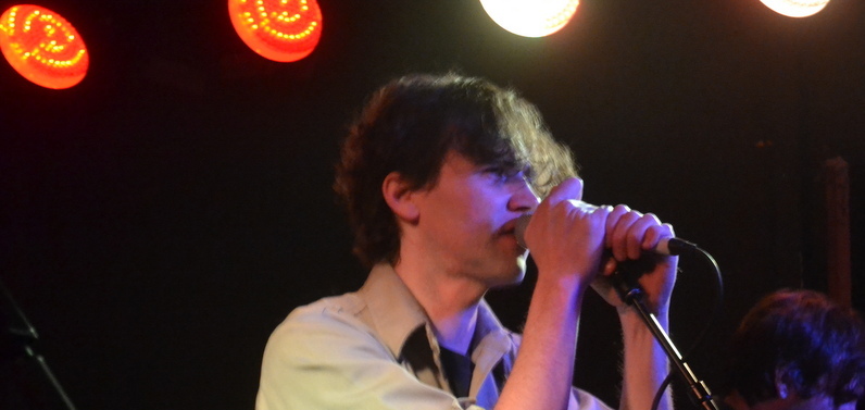 cass-mccombs-sings-dublin